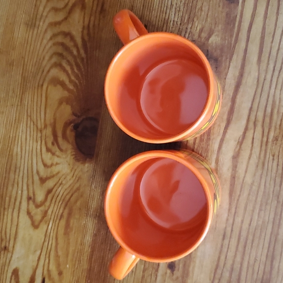 Mugs - Picture 2 of 3